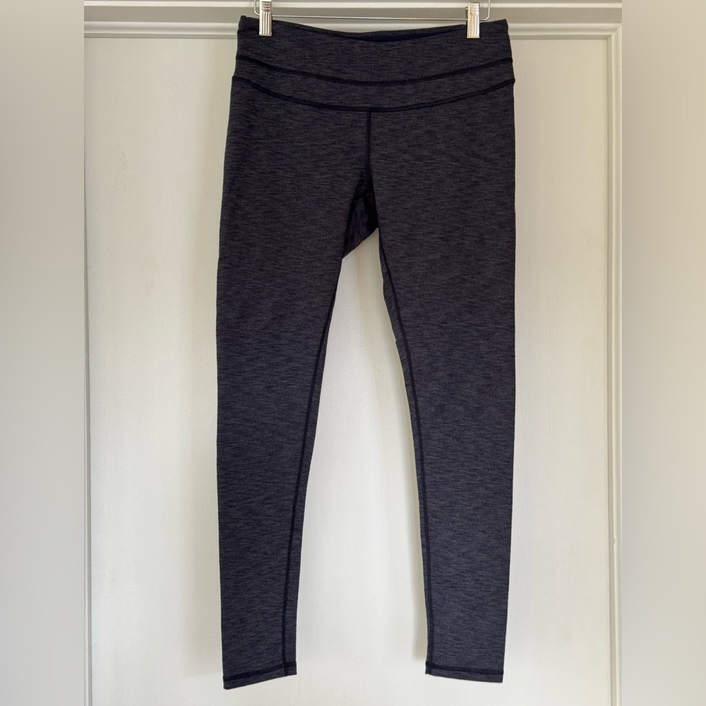 Lucy navy heather leggings sz large